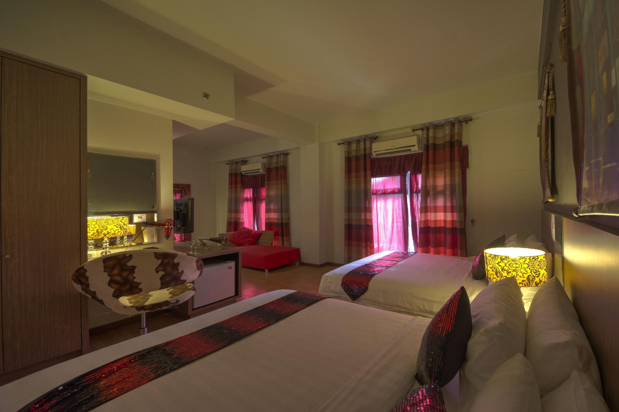 Arenaa Deluxe Hotel Малакка Экстерьер фото