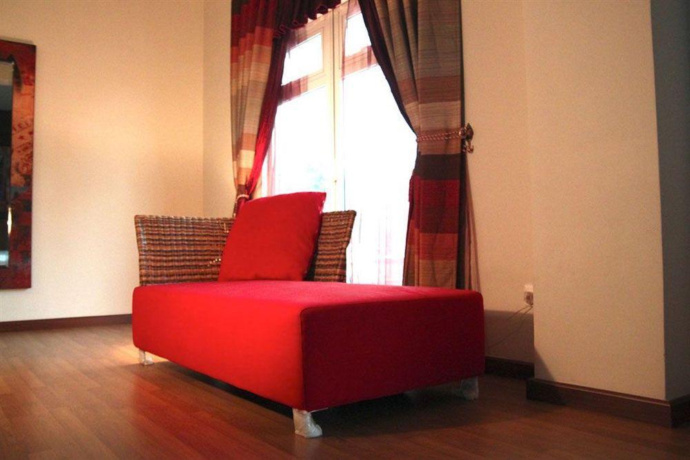 Arenaa Deluxe Hotel Малакка Экстерьер фото