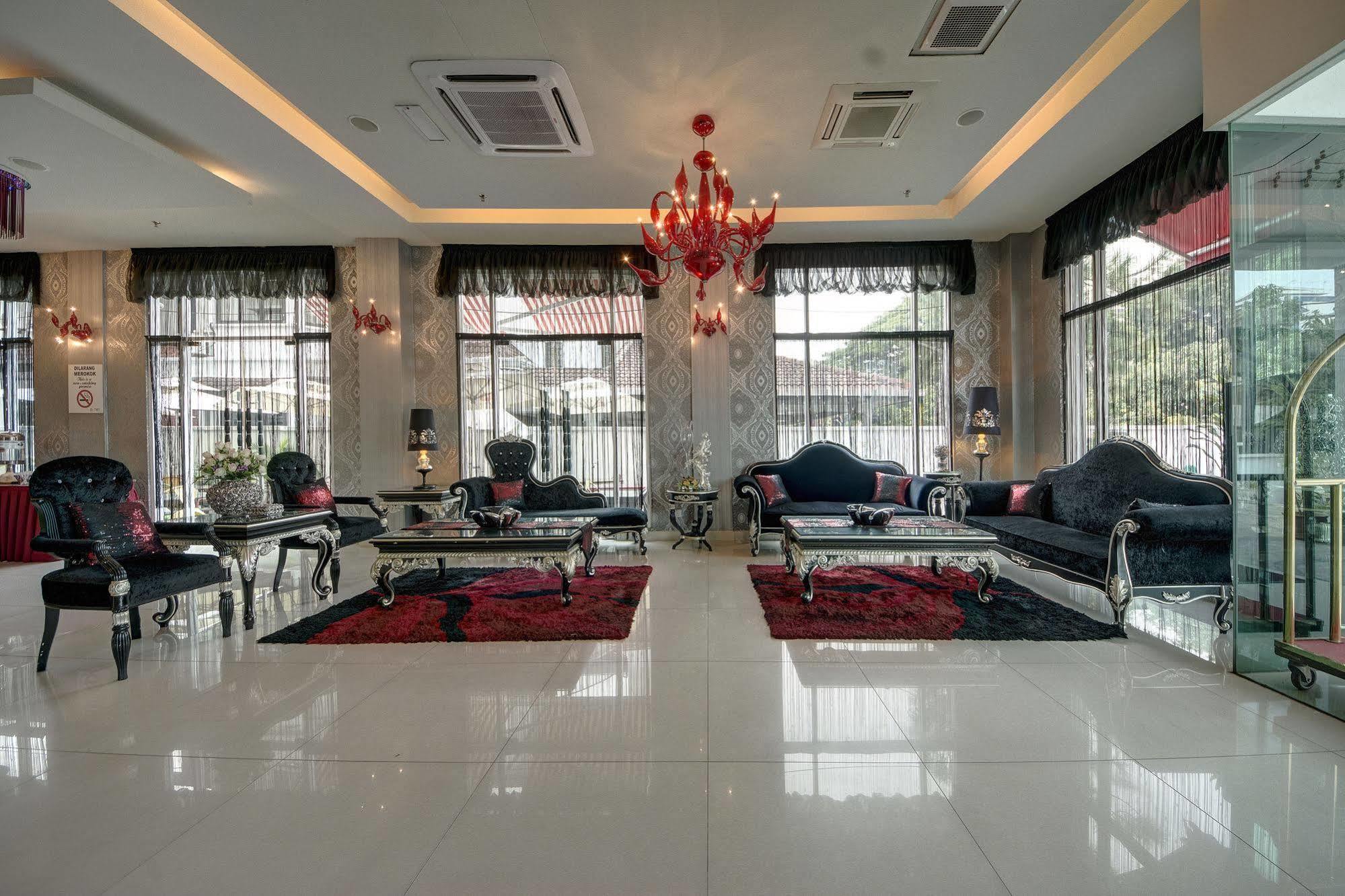 Arenaa Deluxe Hotel Малакка Экстерьер фото